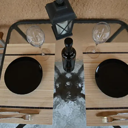 Nyaraló Eva's Ájoi Theódori